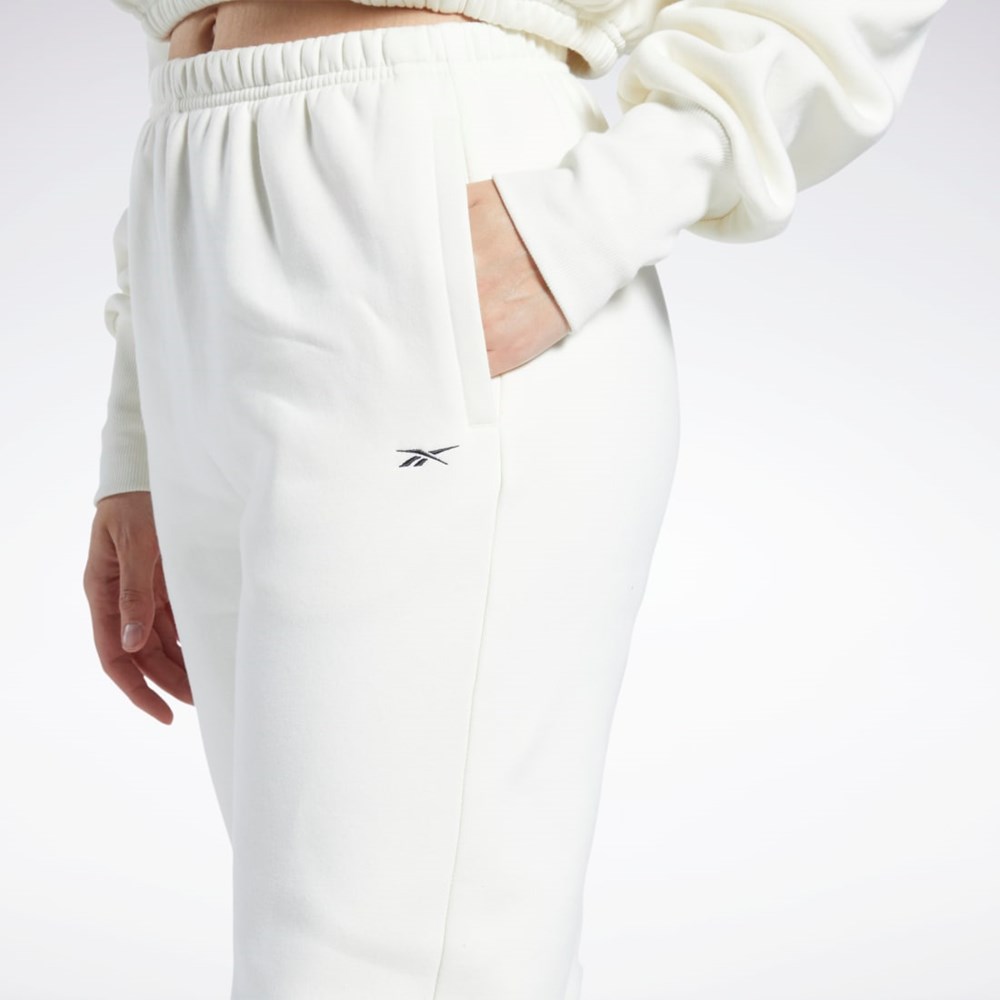 Classic White Reebok Classics Fleece Joggers | HG1160