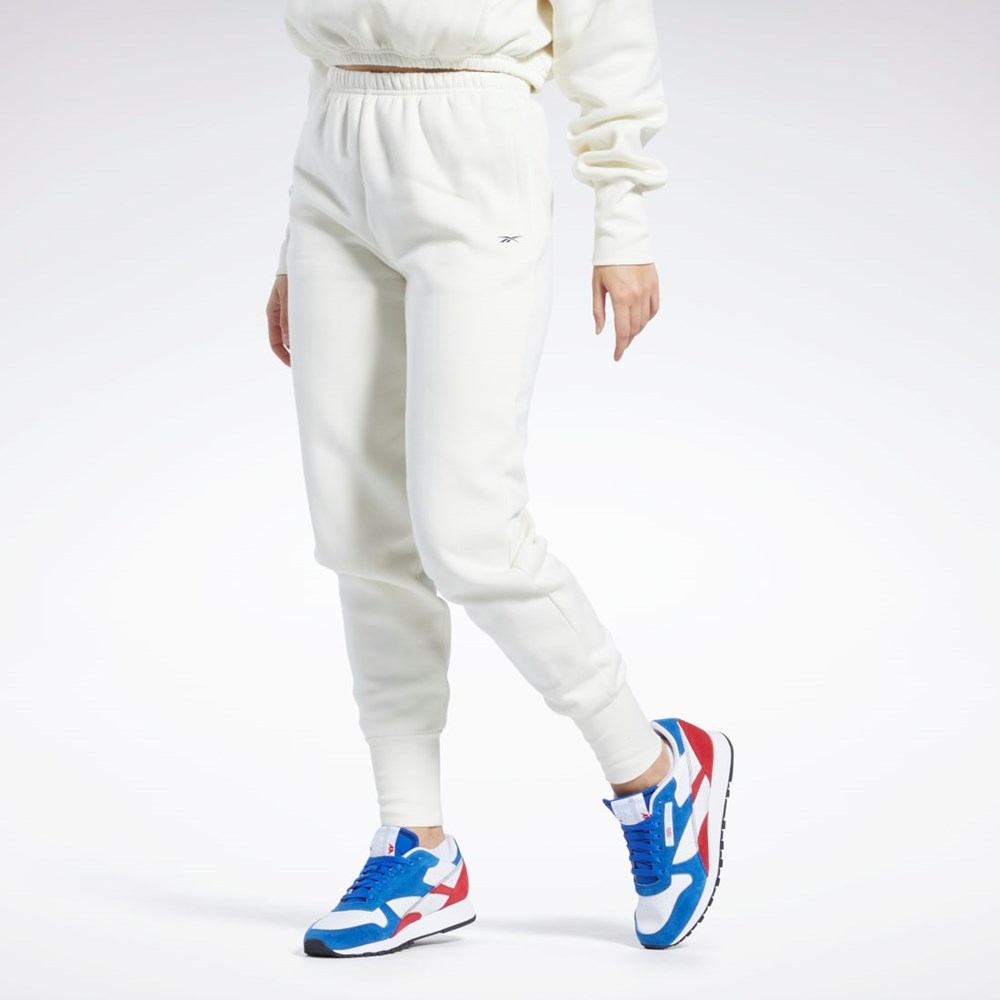 Classic White Reebok Classics Fleece Joggers | HG1160