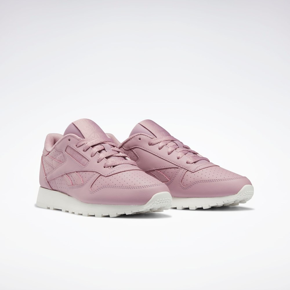 Infused Lilac / Infused Lilac / Chalk Reebok Classic Leather Shoes | GW3800