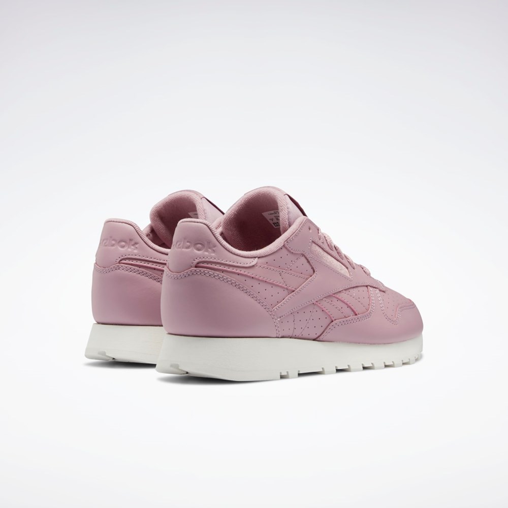 Infused Lilac / Infused Lilac / Chalk Reebok Classic Leather Shoes | GW3800