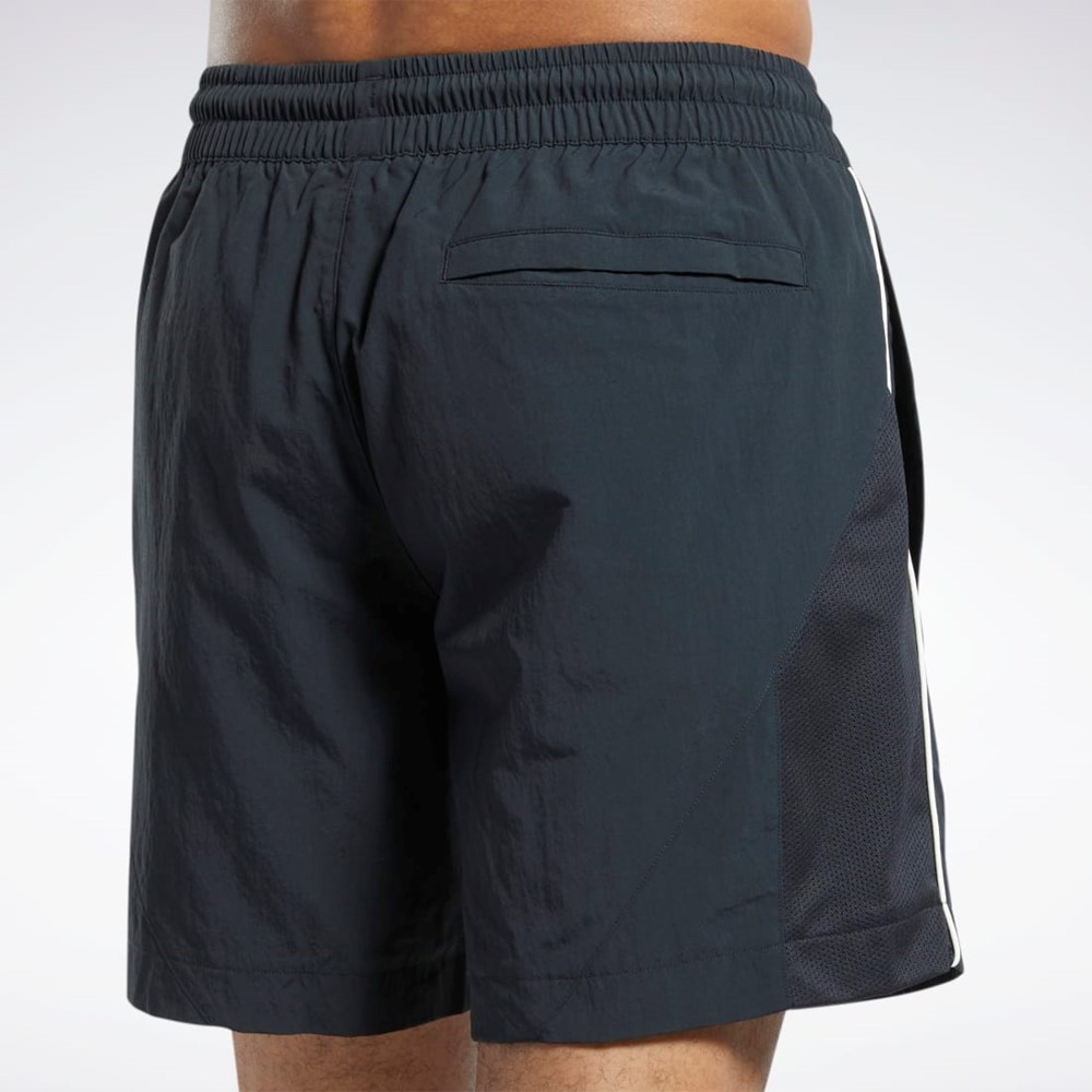 Night Black / Night Black Reebok Classics Vector Shorts | HI4624