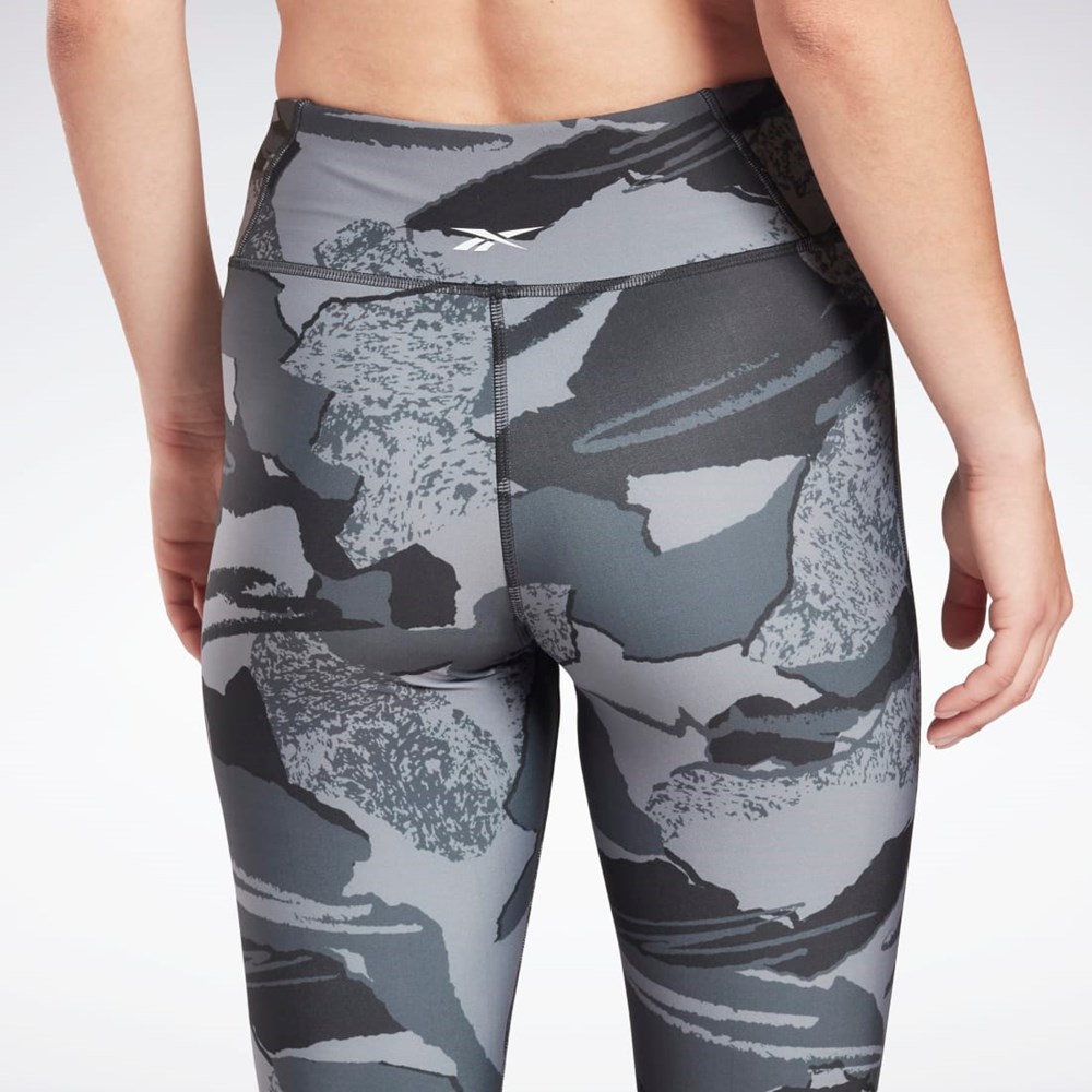 Night Black Reebok Workout Ready Printed Capri | H65618