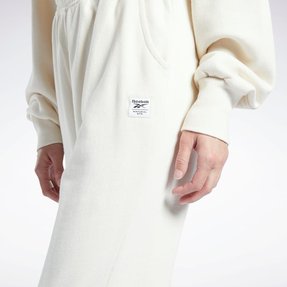 Non-Dyed Reebok Reebok Classics Natural Dye Small Logo French Terry Pants | H49295