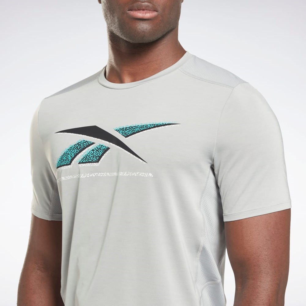 Pure Grey 3 Reebok ACTIVCHILL Graphic Athlete T-Shirt | HI0488