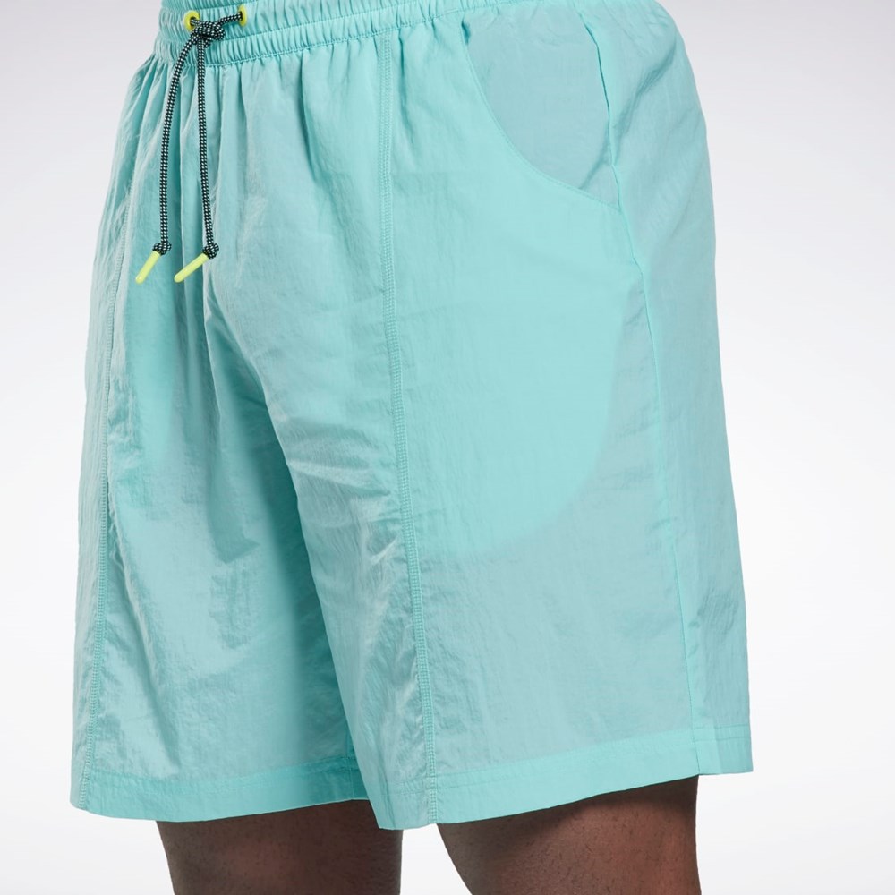 Semi Classic Teal Reebok Les Mills® Lightweight Woven Shorts | HN6062