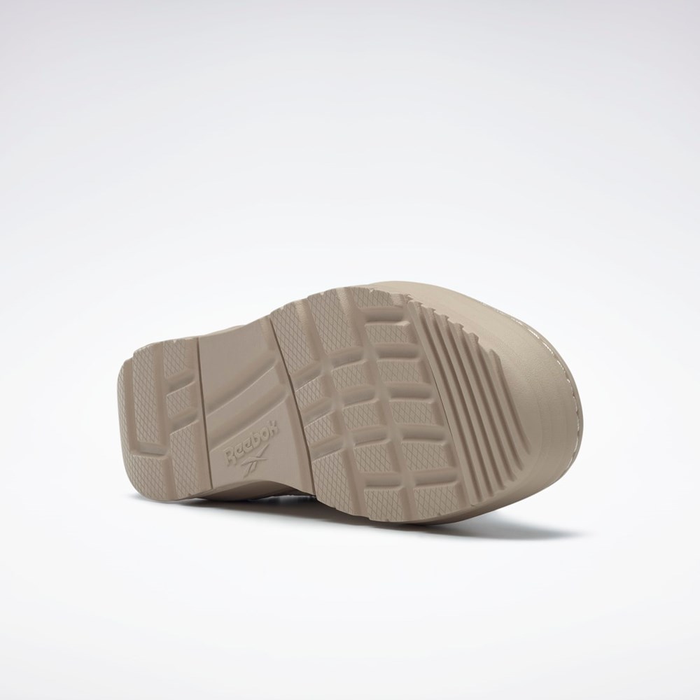 Stucco / Stucco / Modern Beige Reebok Club C Double GEO Shoes | GY1379